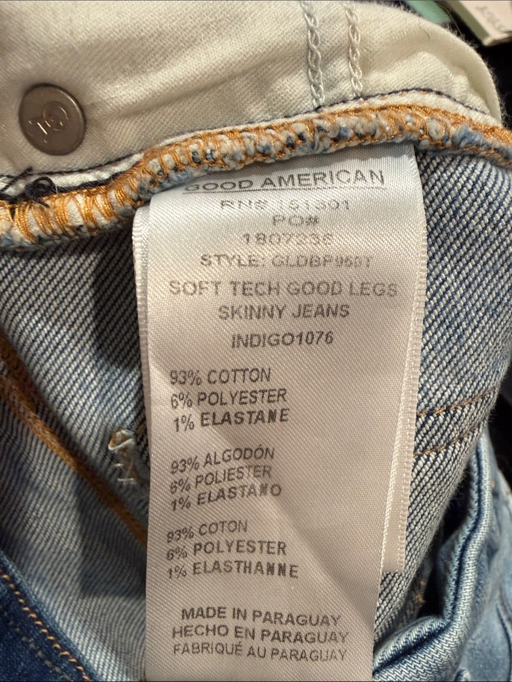 Good American Light Wash Good Legs Skinny Mid-Rise - Picture 4 of 9
